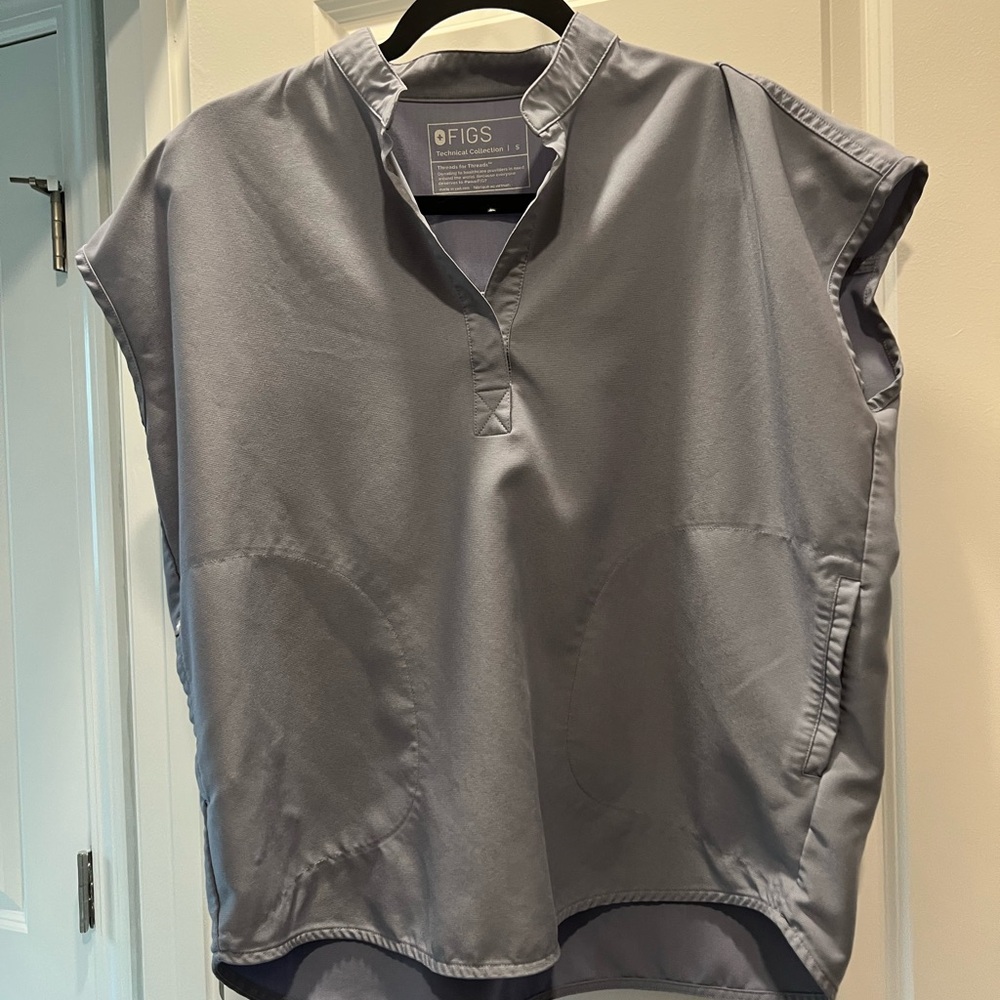 FIGS Periwinkle Scrub Set